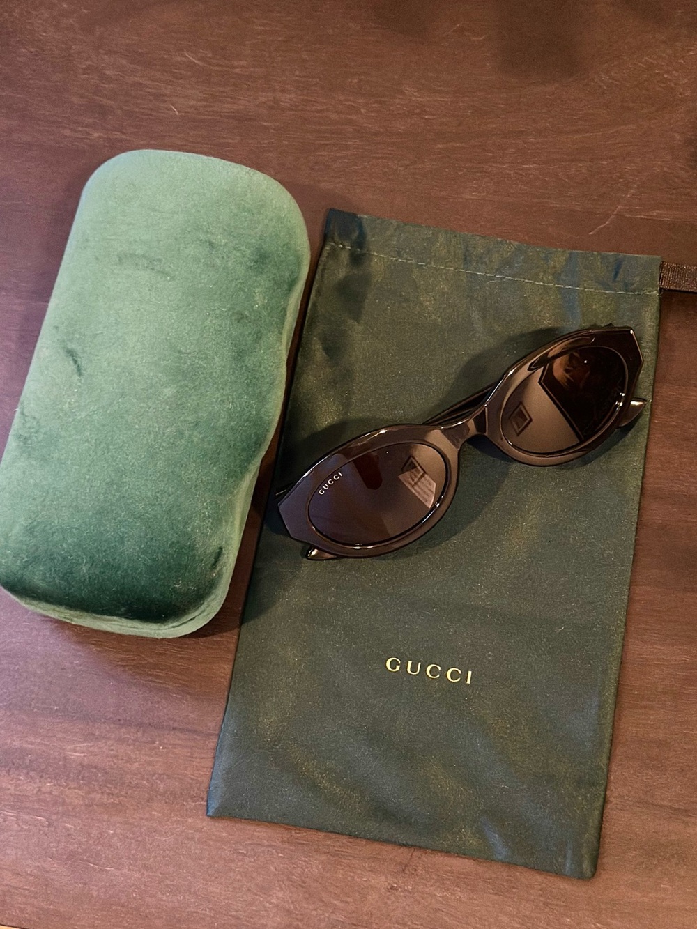 Gucci Black Minimal GG Oval Sunglasses